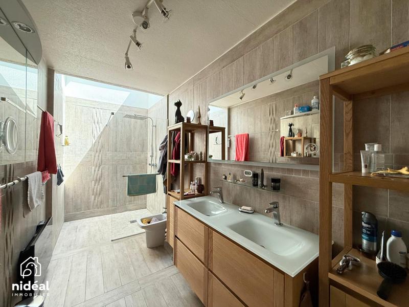 Maison - 115 m² - 5 pièces