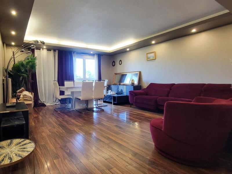 Appartement - 97 m² - 4 pièces