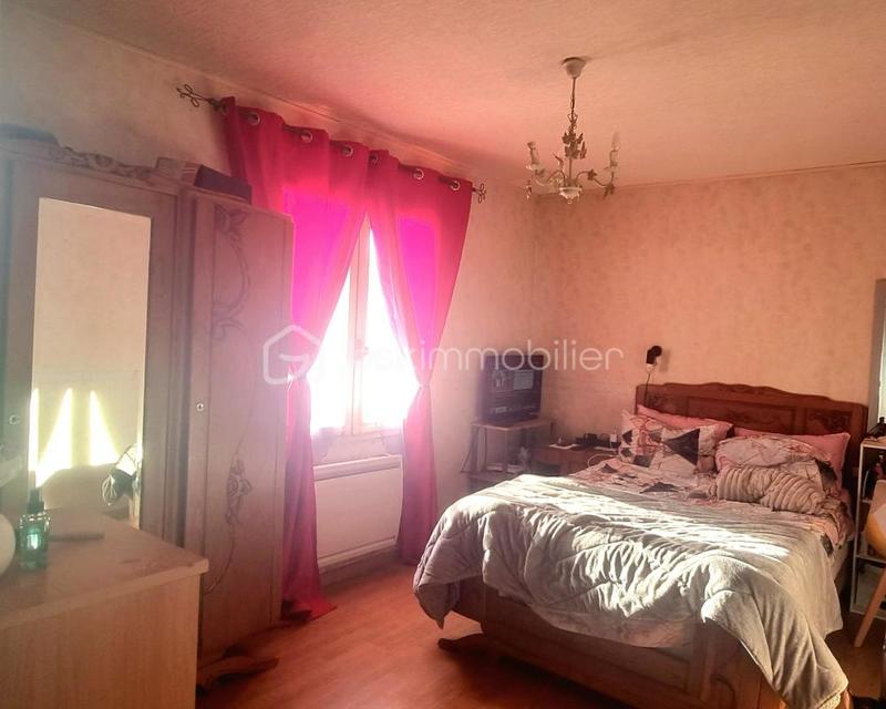 Maison traditionnelle - 118 m² - 6 pièces