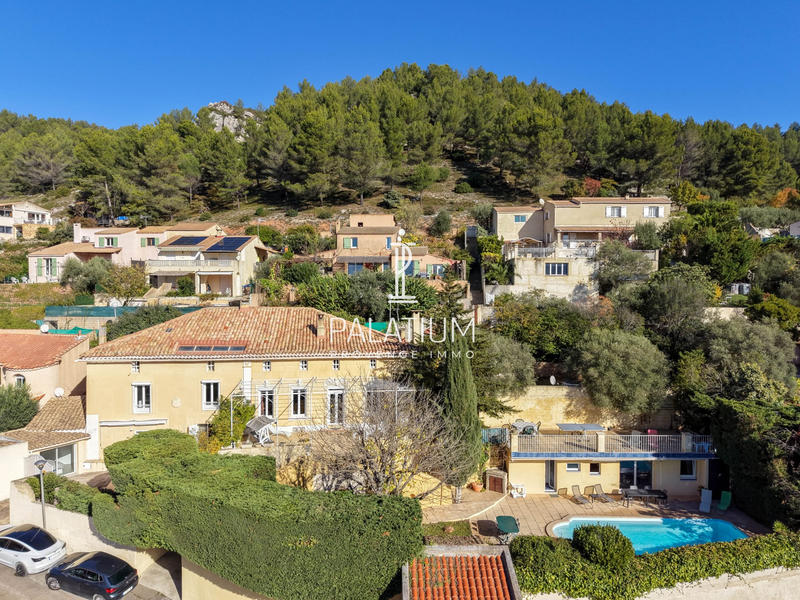 Maison - 284 m² - 12 pièces