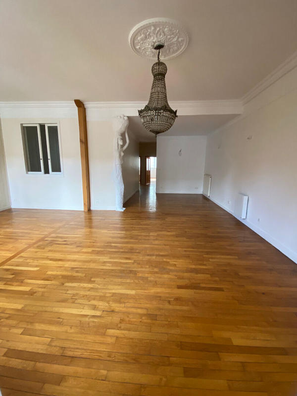 Appartement - 144 m² - 5 pièces