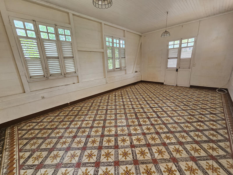 Maison - 120 m² - 4 pièces