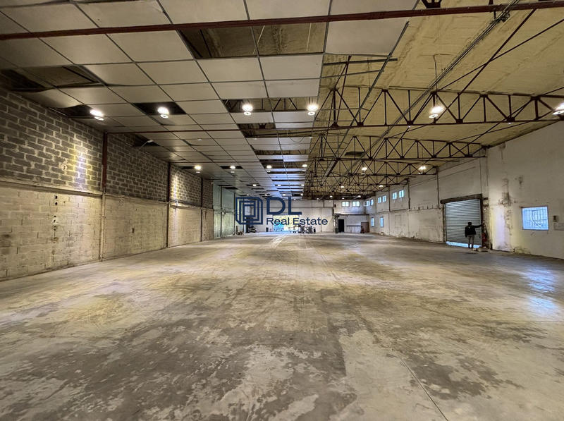 Entrepôt - 1 000 m²