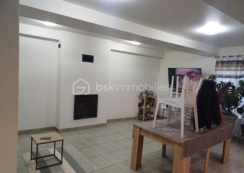 Maison - 110 m² - 4 pièces