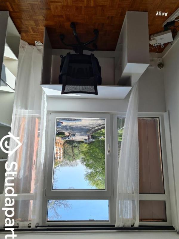 Chambre - 10 m² - 1 pièce