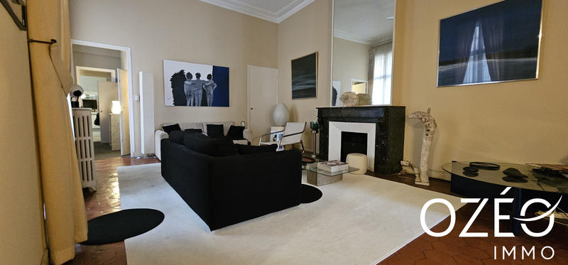 Appartement - 160 m² - 4 pièces