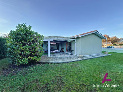 Maison - 97 m² - 4 pièces