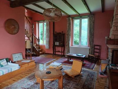 Maison - 143 m² - 6 pièces