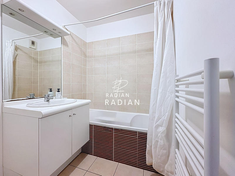 Appartement - 72 m² - 3 pièces