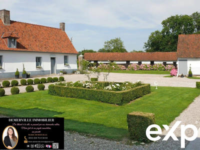 Maison - 466 m² - 18 pièces