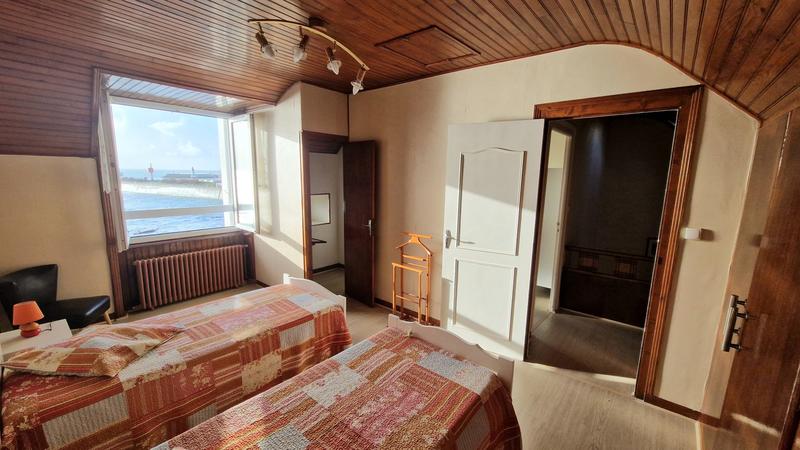 Maison traditionnelle - 91 m² - 5 pièces