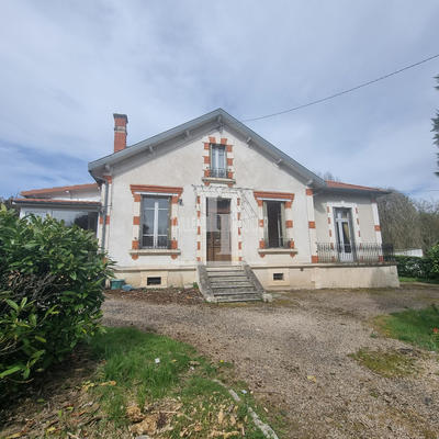 Maison ancienne - 124 m² - 6 pièces