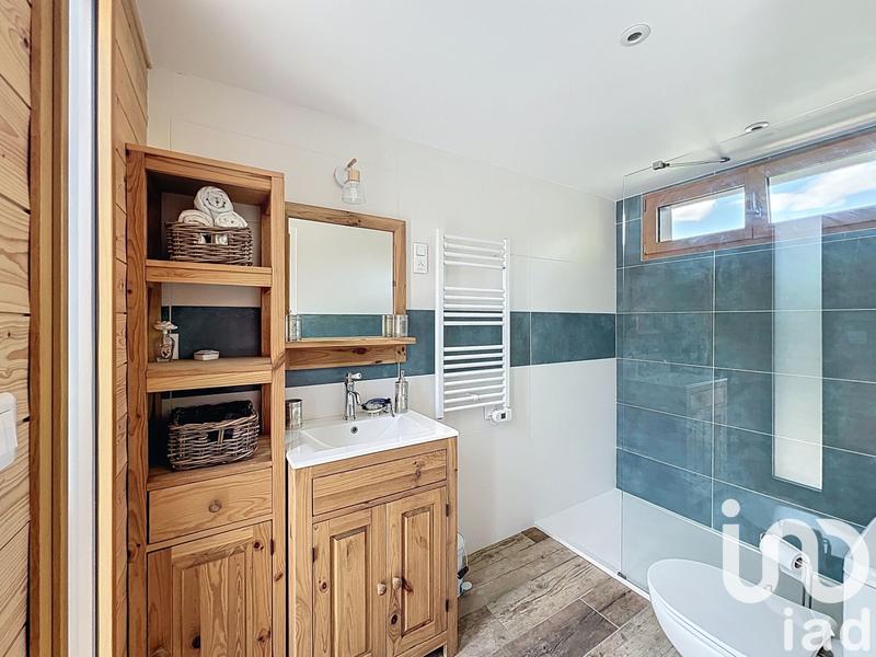 Maison - 186 m² - 8 pièces