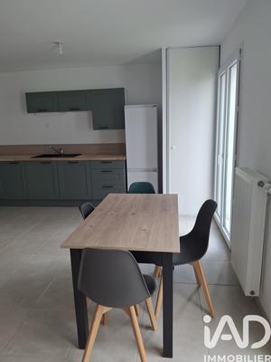 Maison - 77 m² - 4 pièces