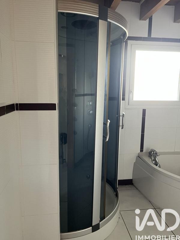 Maison - 147 m² - 5 pièces