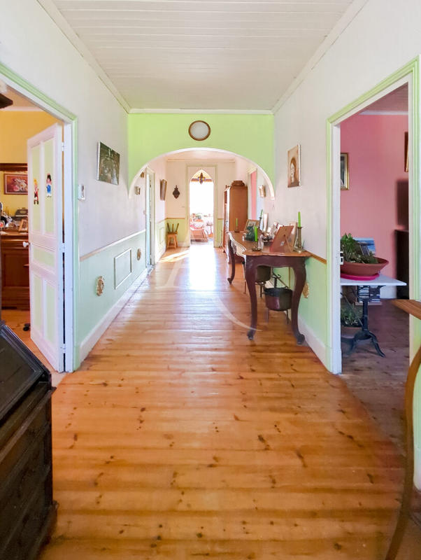 Maison - 150 m² - 8 pièces