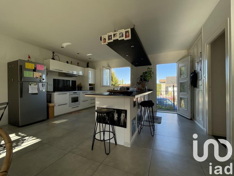 Maison - 140 m² - 5 pièces