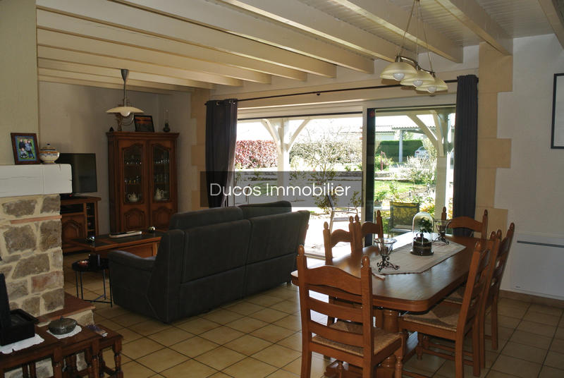 Maison - 273 m² - 10 pièces
