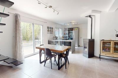 Maison - 131 m² - 7 pièces