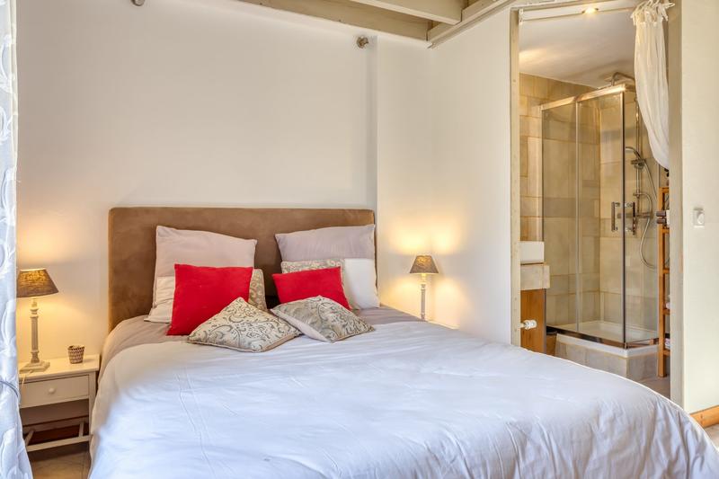 Maison - 273 m² - 7 pièces