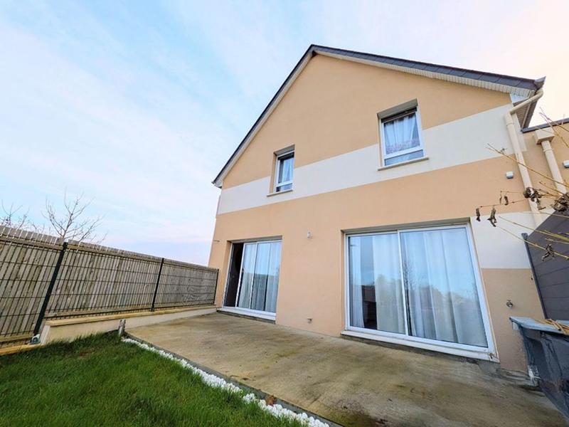 Maison - 103 m² - 5 pièces