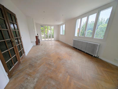 Maison - 109 m² - 5 pièces