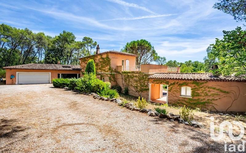 Maison de campagne - 240 m² - 5 pièces