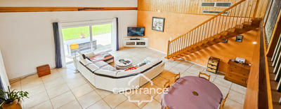 Maison - 182 m² - 4 pièces