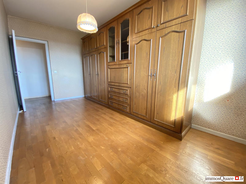 Appartement - 79 m² - 3 pièces