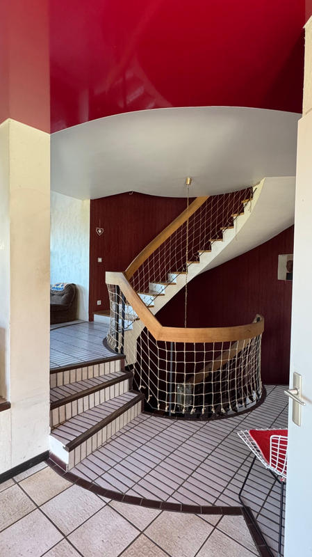 Maison - 170 m² - 5 pièces