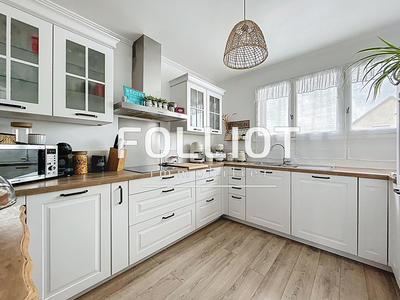 Maison - 110 m² - 7 pièces