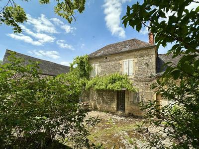 Maison - 224 m² - 13 pièces