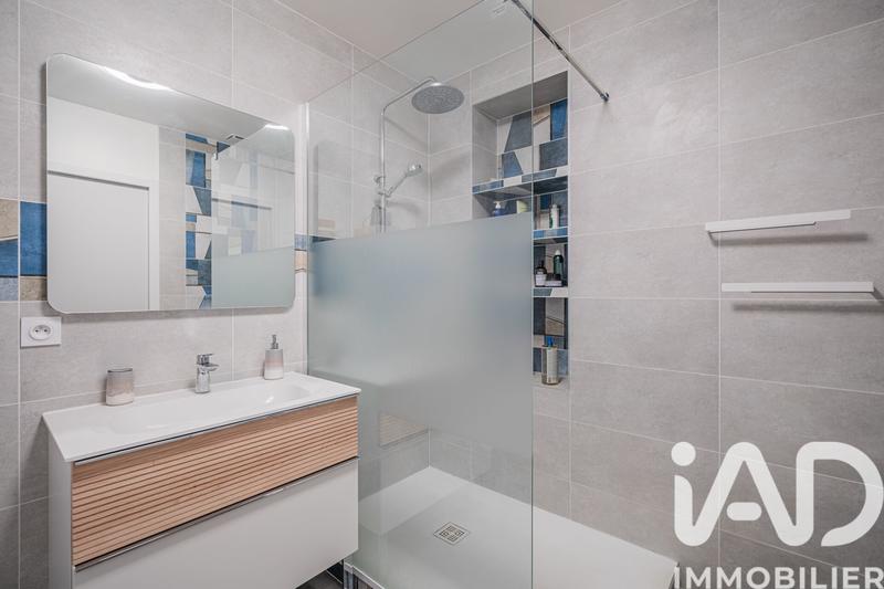 Appartement - 98 m² - 4 pièces