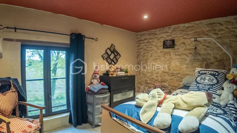 Maison - 98 m² - 4 pièces