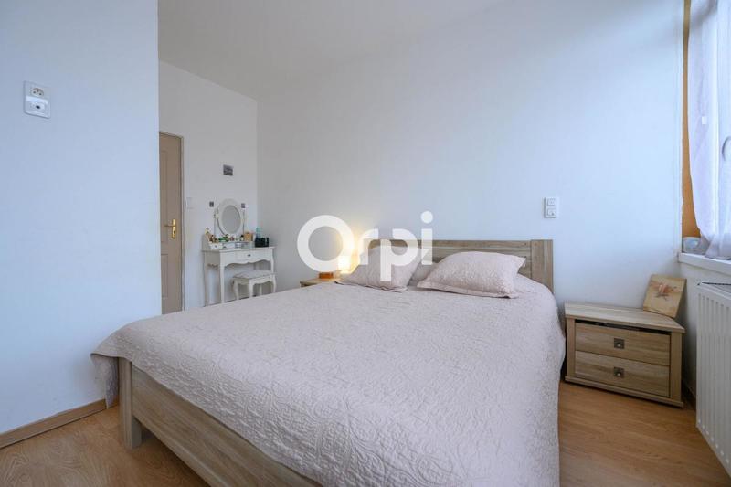 Maison - 95 m² - 5 pièces