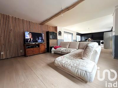 Maison - 330 m² - 10 pièces