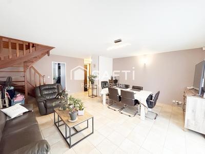 Maison - 110 m² - 6 pièces