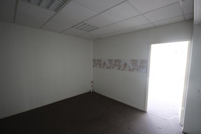 Local commercial - 218 m²