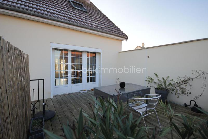 Pavillon - 175 m² - 9 pièces