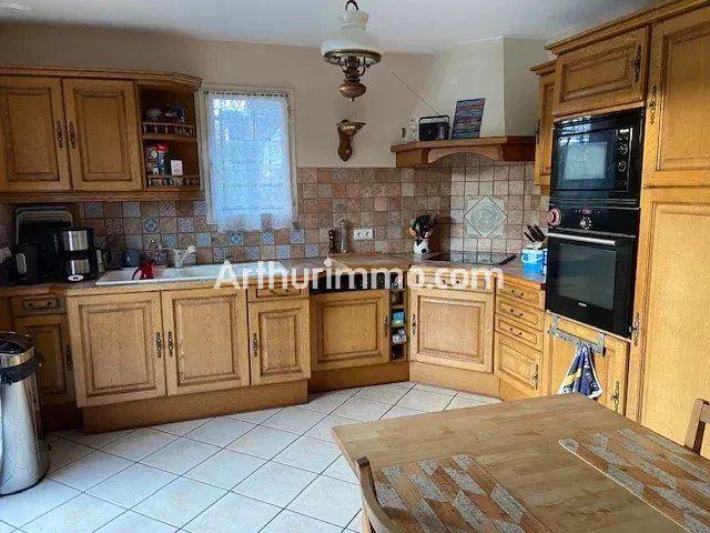 Maison - 170 m² - 6 pièces