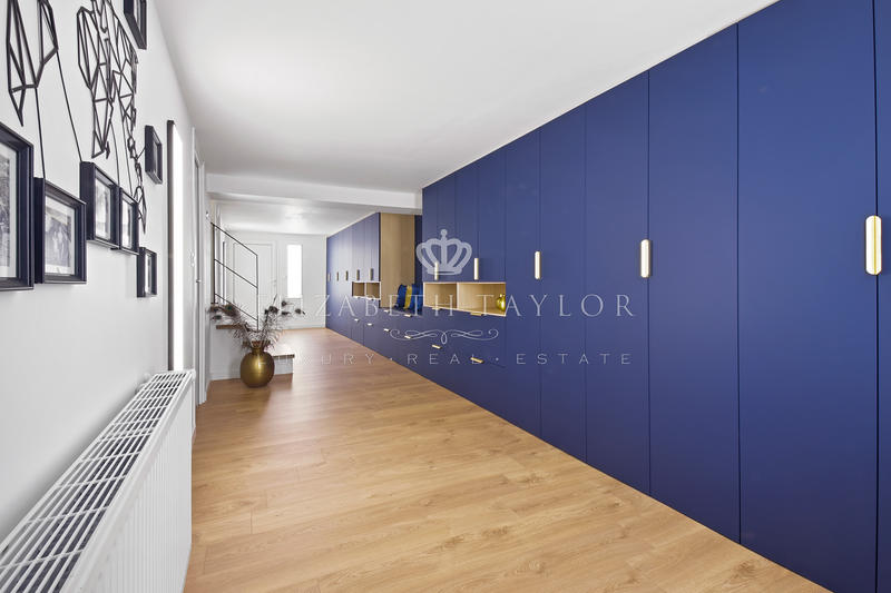 Propriété - 310 m² - 10 pièces