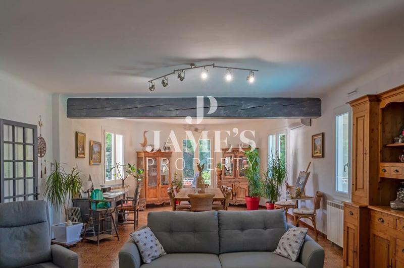 Maison - 130 m² - 4 pièces