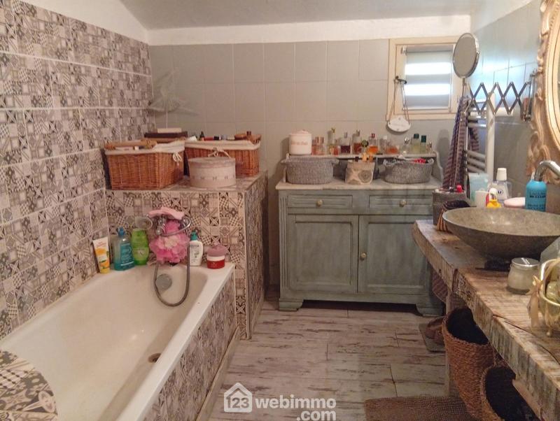 Villa - 137 m² - 6 pièces