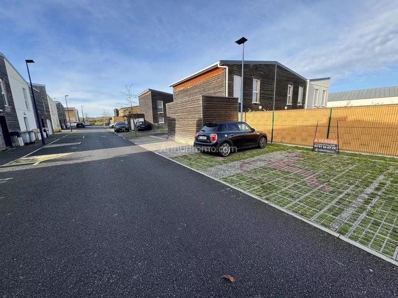 Parking / Garage - 19 m²