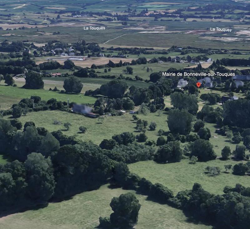 Terrain constructible - 885 m²