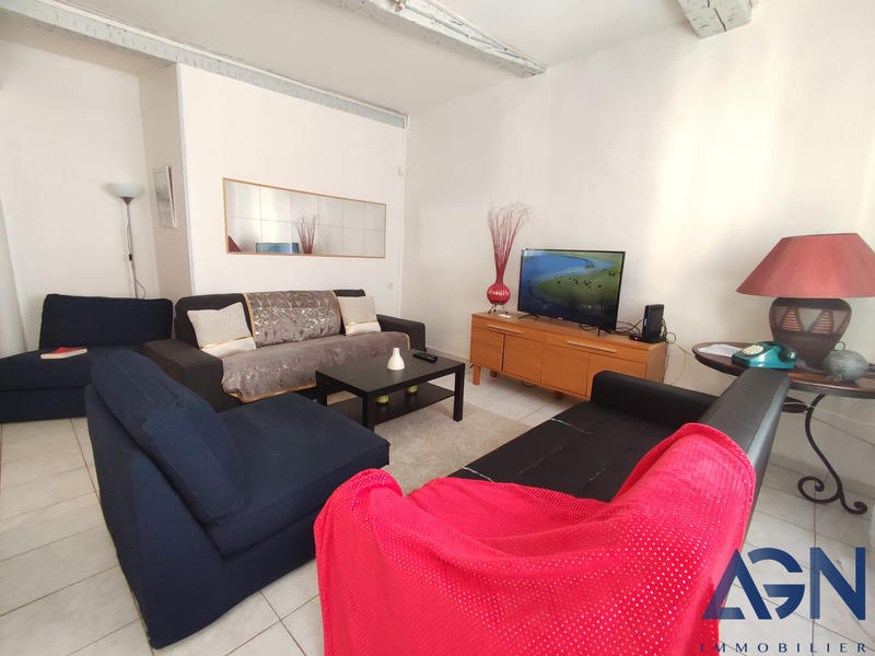 Appartement - 65 m² - 3 pièces