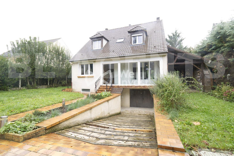 Maison - 145 m² - 8 pièces