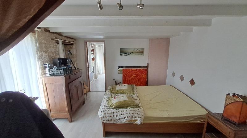 Maison en pierre - 120 m² - 5 pièces