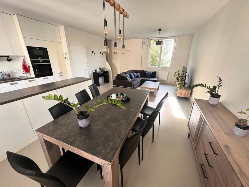 Maison - 100 m² - 4 pièces