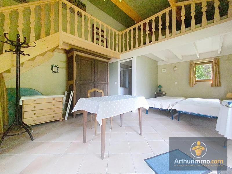 Maison - 96 m² - 5 pièces